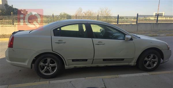 ميتسوبيشي جالنت 2004 للبيع في العراق - الموصل